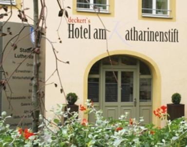 Deckerts Hotel Am Katharinenstift Eisleben Exterior foto